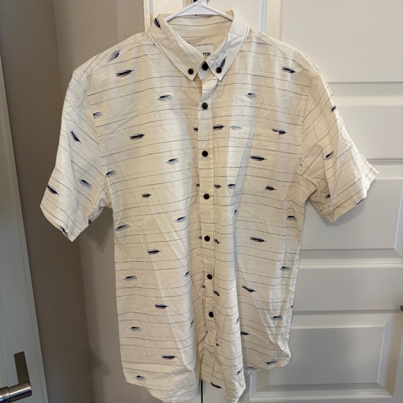 Katin Men’s Short-Sleeve Button-Up Shirt – Casual & Stylish - Picture 1 of 4